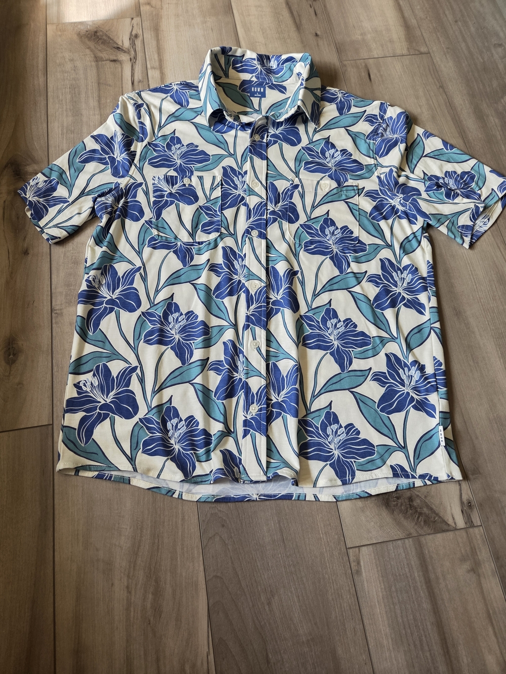 Rowm Men's Blue Floral Short-Sleeve Button-Up Shirt
